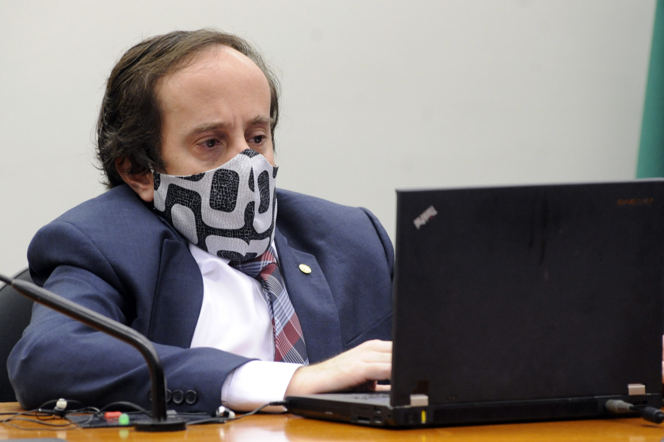 Líder do Novo, Paulo Ganime (RJ) em audiência na Câmara dos Deputados . Foto por Gustavo Sales