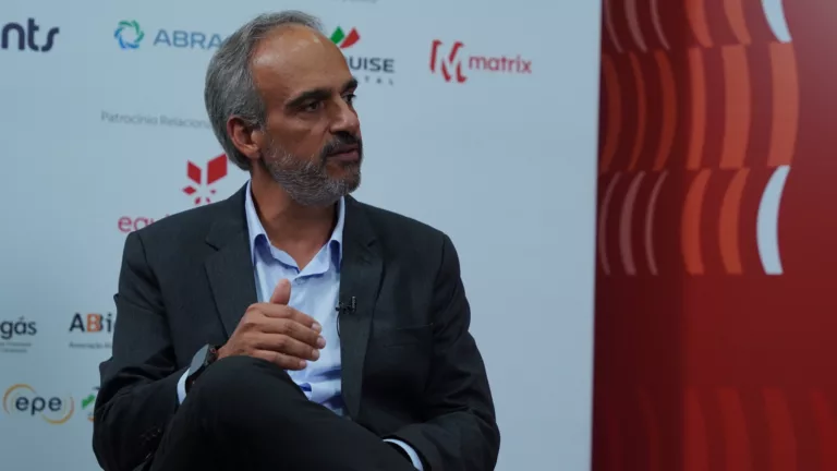 Presidente da PetroRecôncavo, José Firmo, participa da gas week 2025, realizada pela agência eixos em Brasília, em 8 de abril (Foto Claudio Braga/eixos)